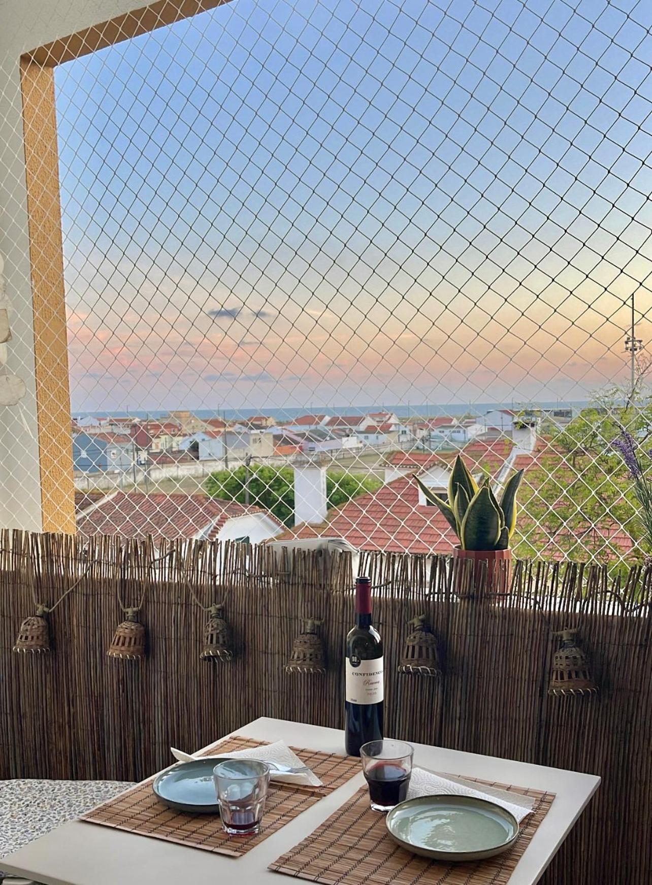 1-Bedroom Sea View Apartment With Private Balcony Costa Da Caparica, Just 5 Minutes From The Beach Costa da Caparica Extérieur photo