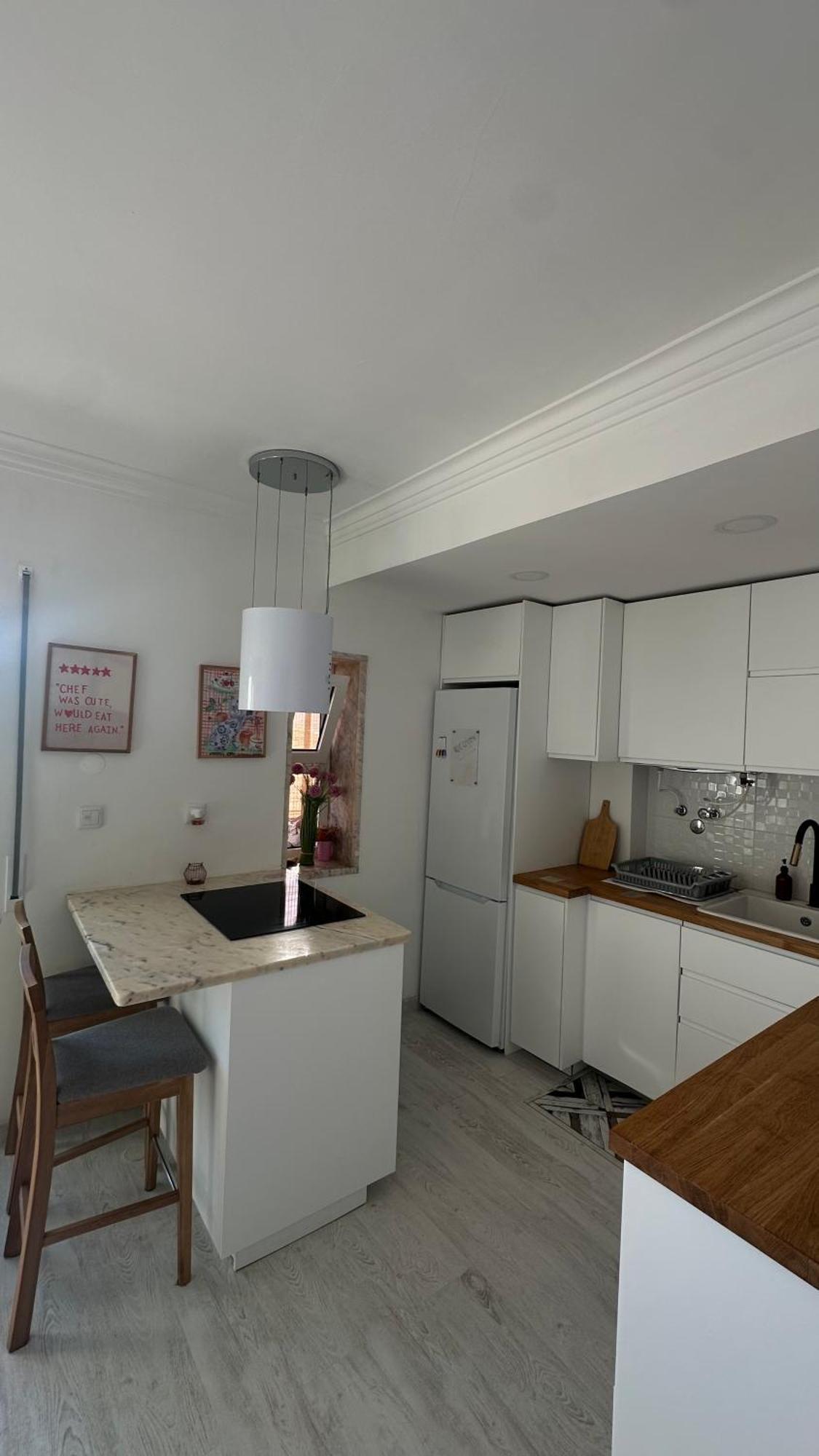 1-Bedroom Sea View Apartment With Private Balcony Costa Da Caparica, Just 5 Minutes From The Beach Costa da Caparica Extérieur photo